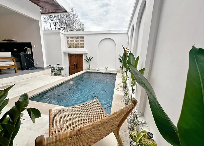 Kamila Villas Seminyak 3